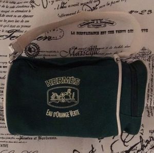 Hermès
Travel bag